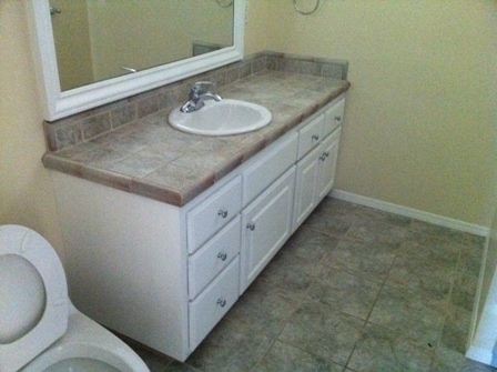 Building Photo - Newbury Park 4+2.5 w/family rm, 2 fireplaces, cul-de-sac! (729 La Grange)