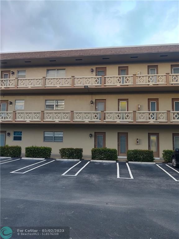 Foto del edificio - 5003 NW 35th St
