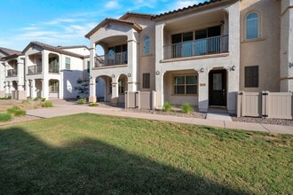 Building Photo - 4136 E Brisa Dr