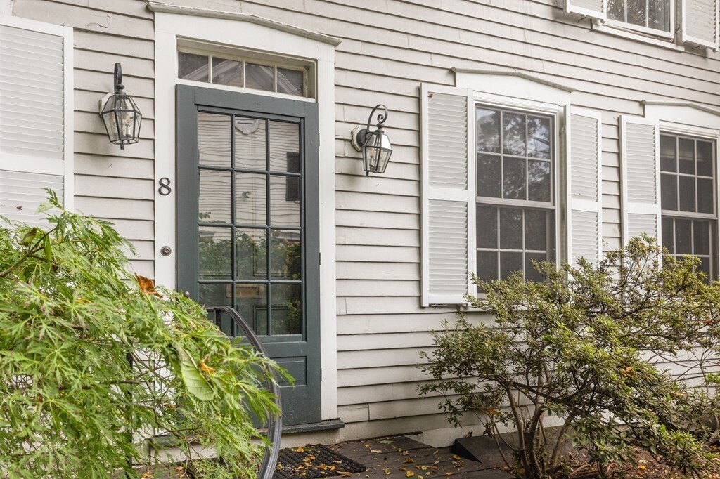 8 Coolidge Hill Rd Unit 8, Cambridge, MA 02138 Condo for Rent in