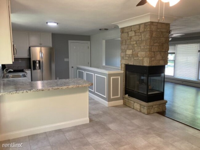 Building Photo - 3 br, 1 bath House - 8878 Country Lane