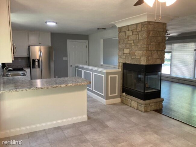Foto del edificio - 3 br, 1 bath House - 8878 Country Lane