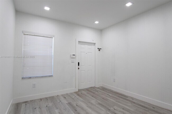 Foto del edificio - 9390 SW 222nd Way