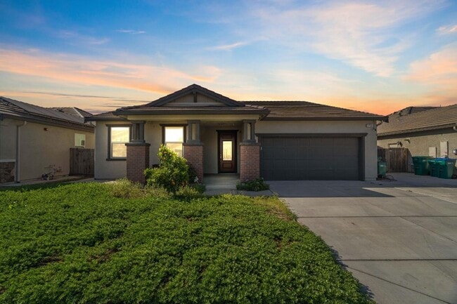 Building Photo - 3760 Orbison Ln