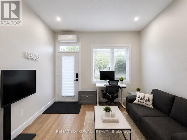 Photo du bâtiment - 191 Hinchey Ave
