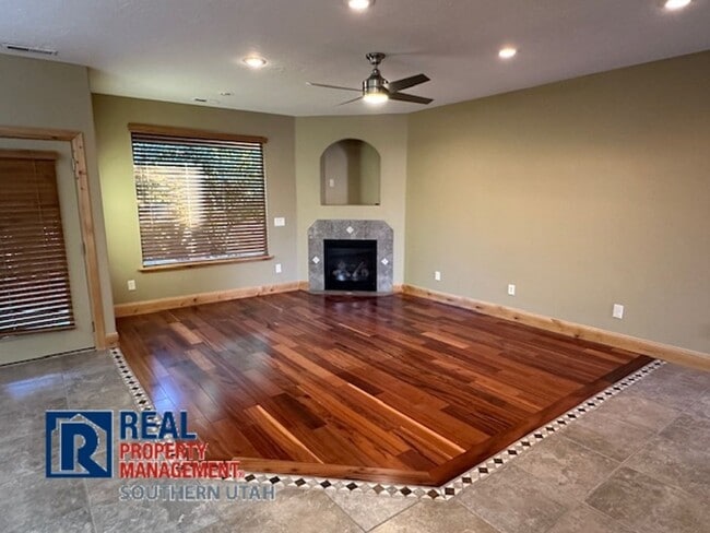 Foto del edificio - Village on the Heights