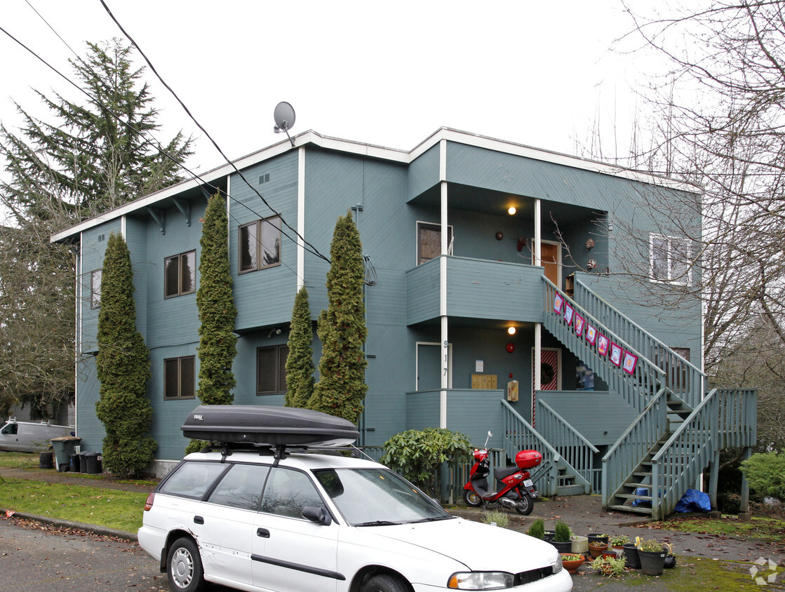 Leschi Seattle Apartments