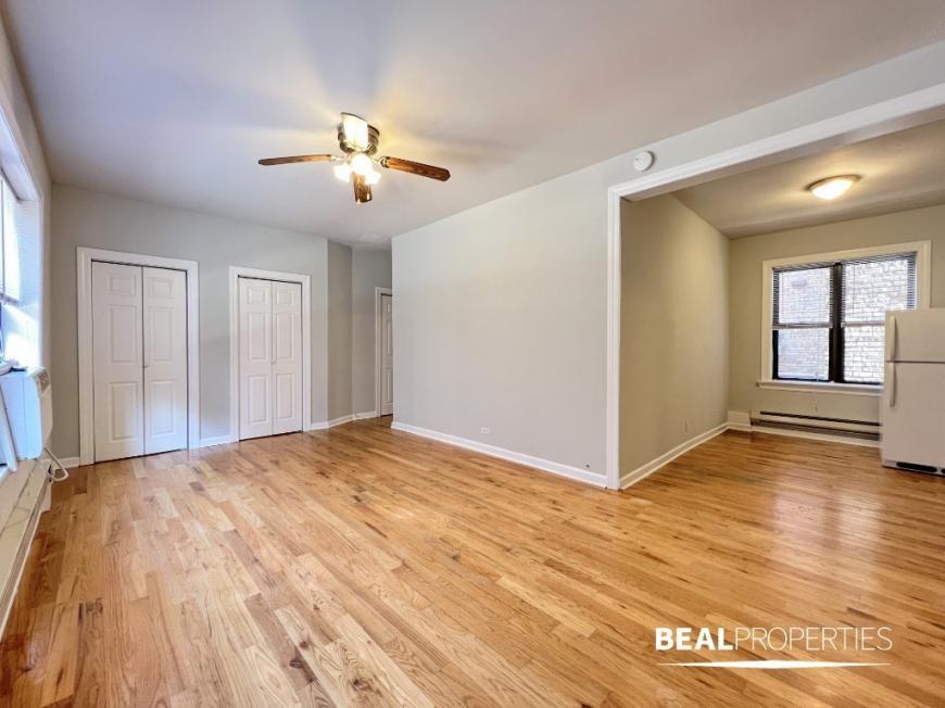 Foto principal - 1 bedroom in CHICAGO IL 60613