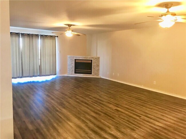 Foto del edificio - 14402 E Cabana St