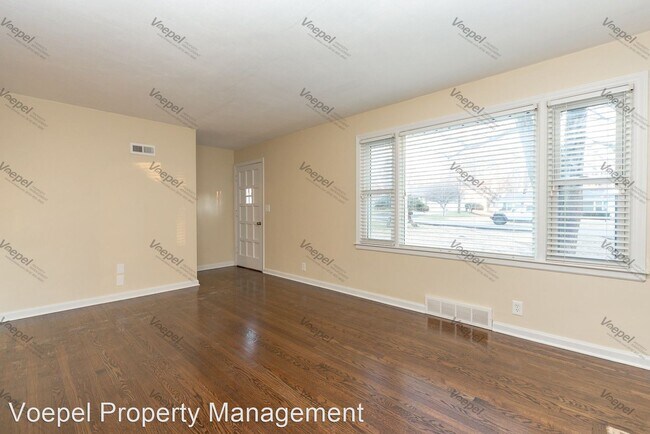 Building Photo - 3 br, 1 bath House - 10002 E 35th Terrace S