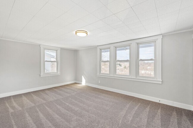 Foto del edificio - 3001 Home Ave