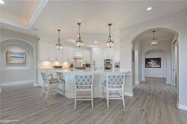 Building Photo - 10700 Vivaldi Ct