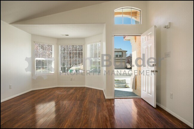 Foto del edificio - CALL US TODAY AT (505) 808-6467 TO SCHEDUL...