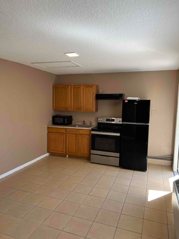 Building Photo - 914 Caribbean Dr