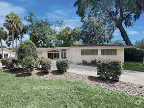 Building Photo - 6751 La Loma Dr