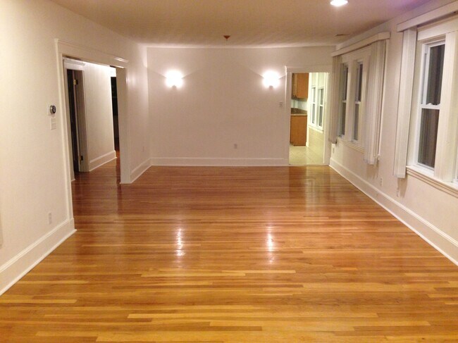 Building Photo - 58 Puritan Road