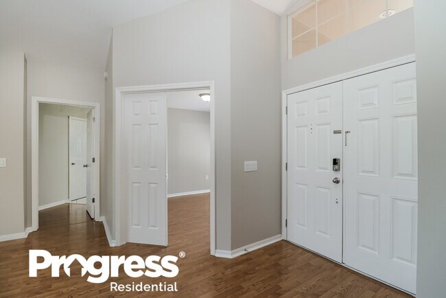 Building Photo - 3157 Oakpark Dr