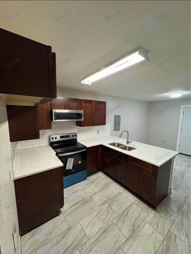 Foto del edificio - 5304 Carol Ave