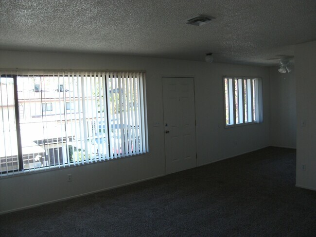 Building Photo - 1253 Lancers Ln