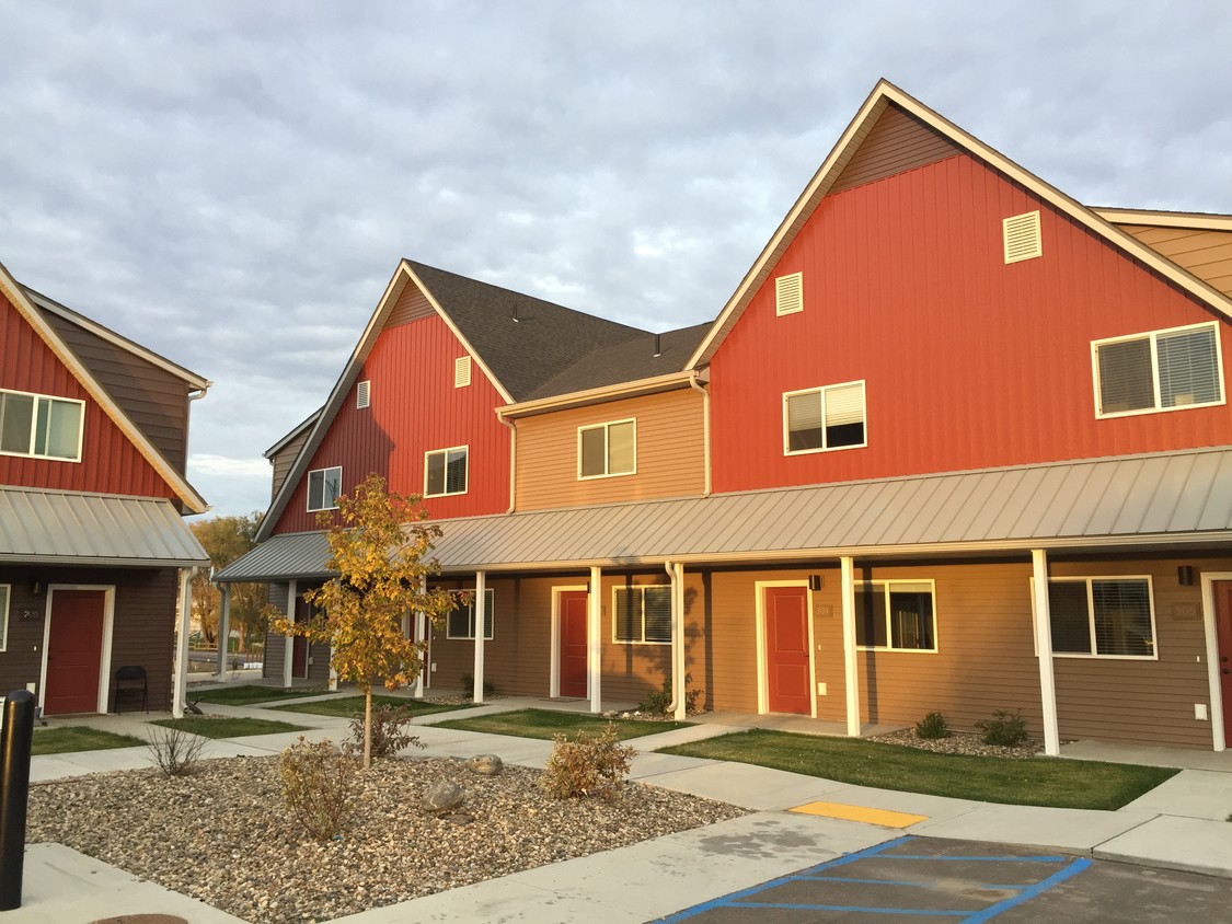 Foto principal - The Birches Townhomes