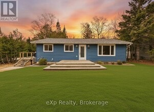 Building Photo - 568 McNabb St