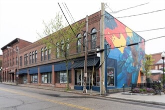 Building Photo - 1 Central St