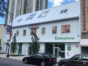 Building Photo - The Archer