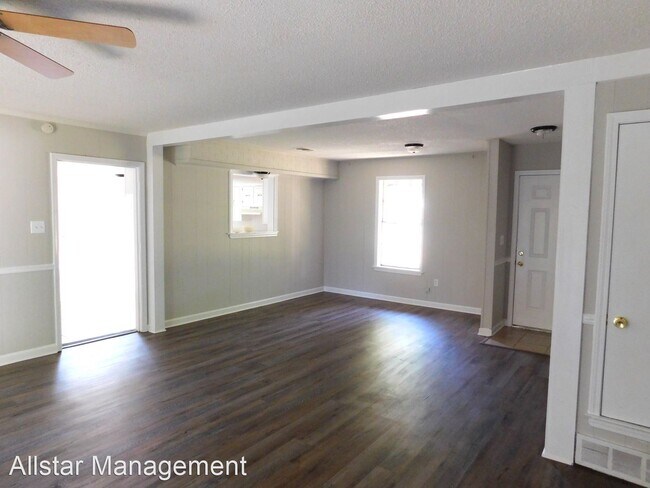 Building Photo - 3 br, 1.5 bath House - 6510 Heather
