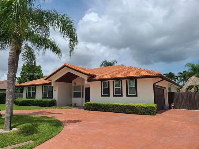 Building Photo - 16177 SW 155th Ave