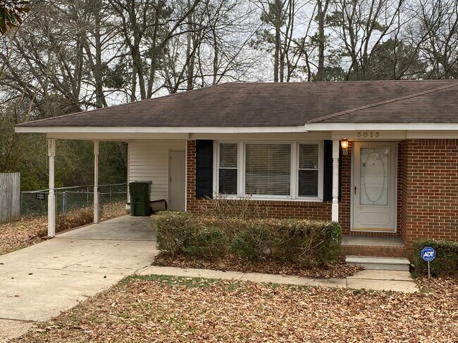 Building Photo - 3 Bed 1.5 Bath House