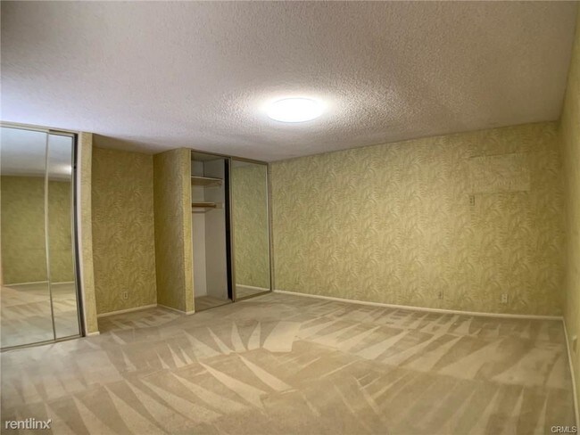 Building Photo - 3 br, 3 bath House - 2861 Copa de Oro Dr
