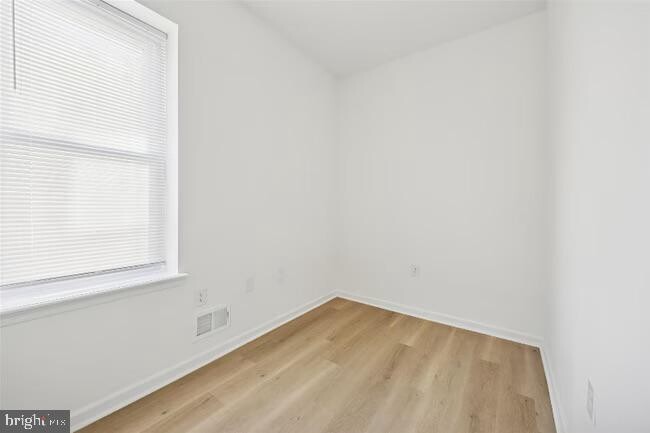 Foto del edificio - 1741 Edgley St