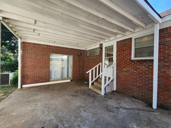 Foto del edificio - 4425 Boyce Rd