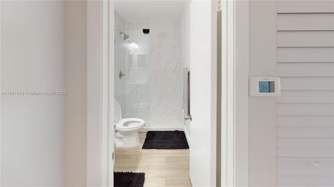 Foto del edificio - 1825 SW 81st Terrace