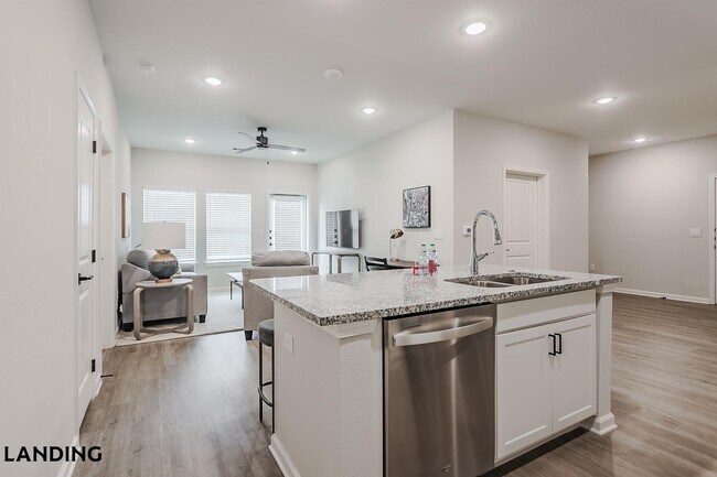 Building Photo - 1650 Harris Hill Rd