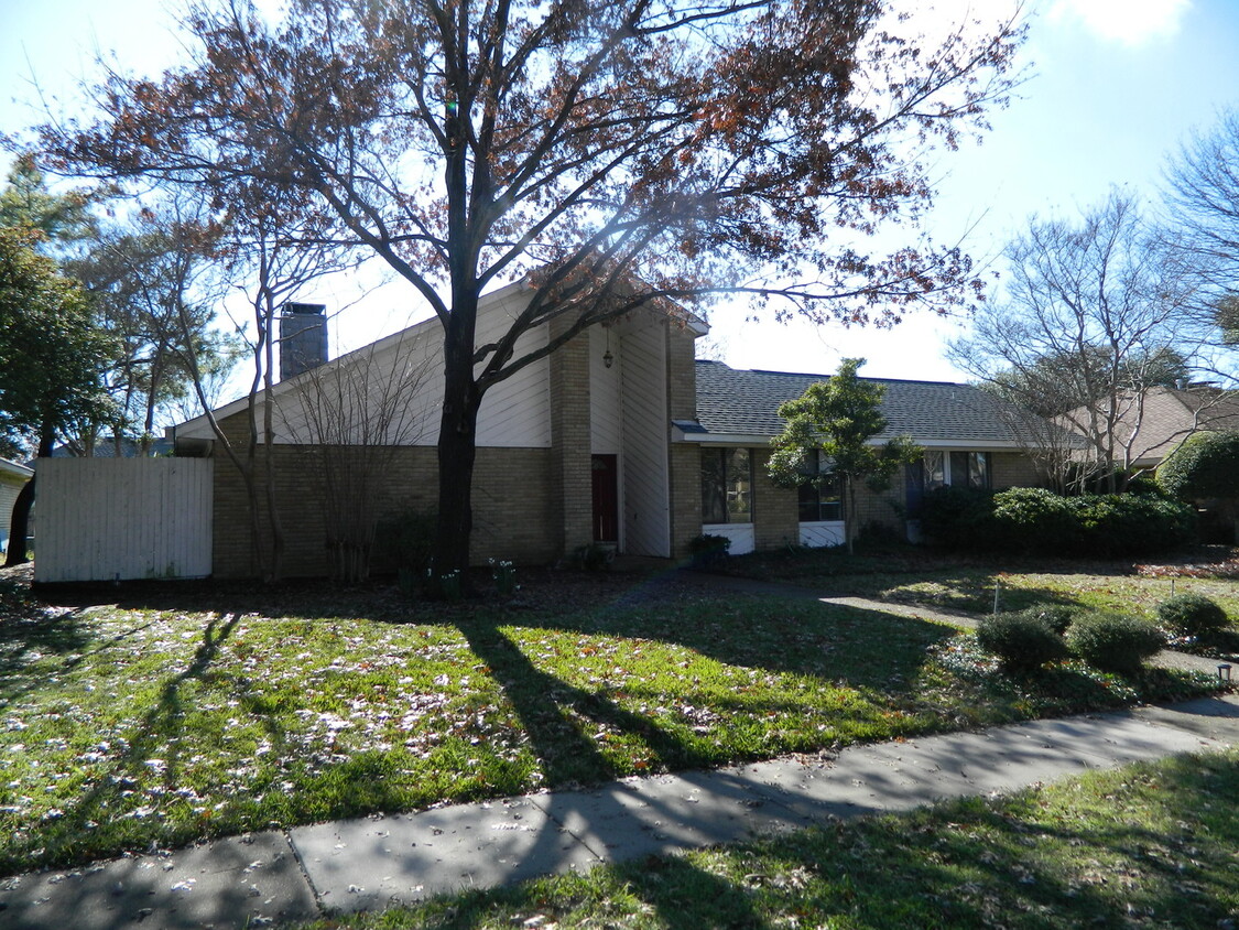Primary Photo - COMING SOON! Stunning 4-Bed, 3-Bath Home w...