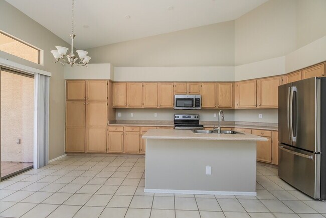 Foto del edificio - 1542 E Sunrise Way