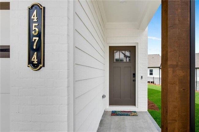 Building Photo - 4574 Cypress Pk Dr