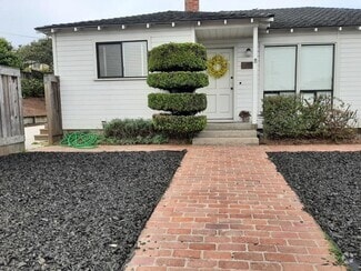Building Photo - 632 Airport Rd