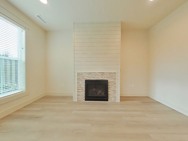Foto del edificio - 3 Bedroom House ~ South Corvallis ~ Small ...