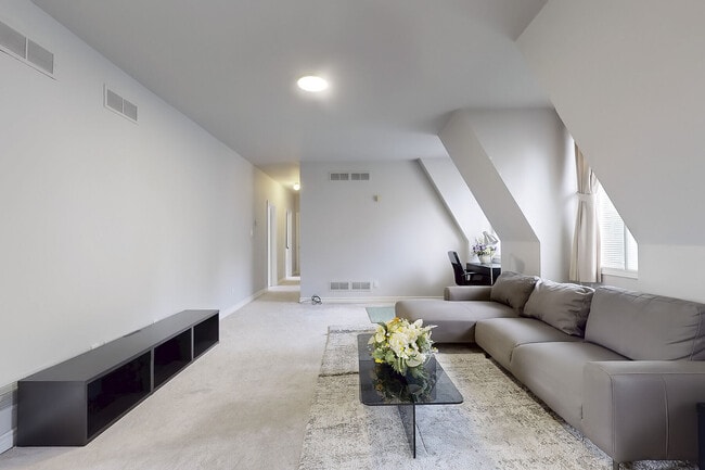 Photo du bâtiment - 52 Post Rd