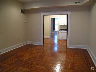 Building Photo - 205 W 29th St