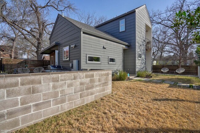 Building Photo - 2 br, 2 bath House - 57 Anthony St
