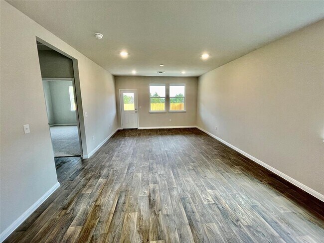 Building Photo - 2904 Tweedy Trail