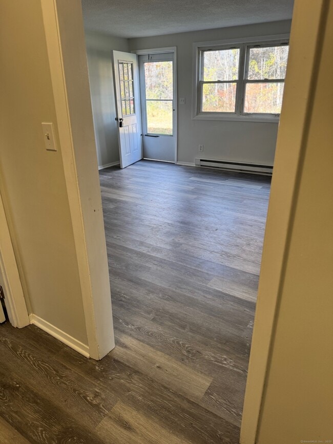 Building Photo - 820 Mansfield City Rd