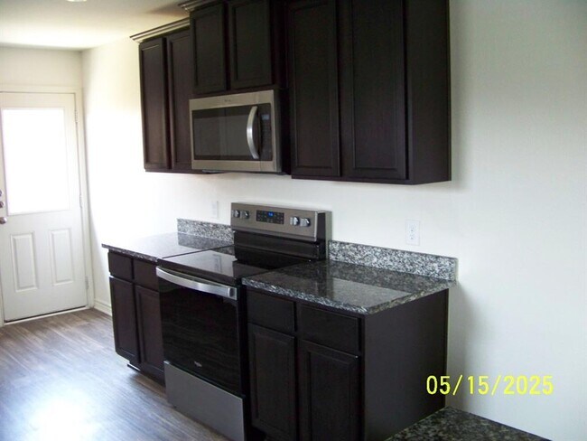 Foto del edificio - 108 Sunnymeade Ln
