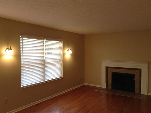 Foto del edificio - 4564 Schoolhouse Rd