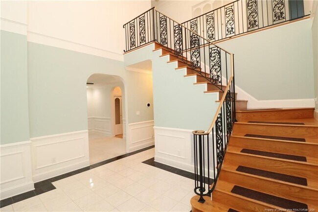 Foto del edificio - 125 Windy Ridge Rd
