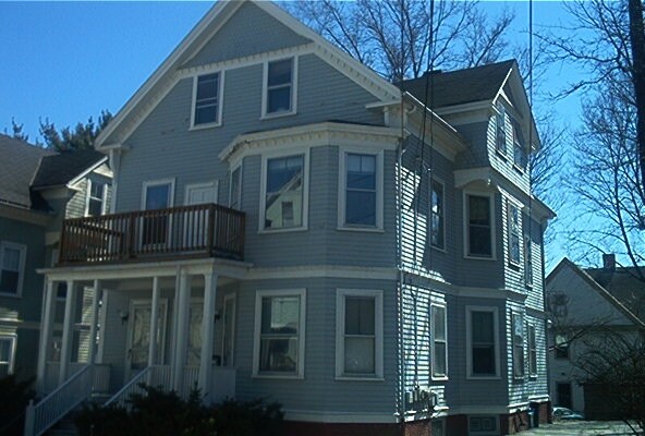 Primary Photo - 9-11 Preston St