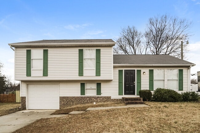 Building Photo - 10925 Magenta Ln